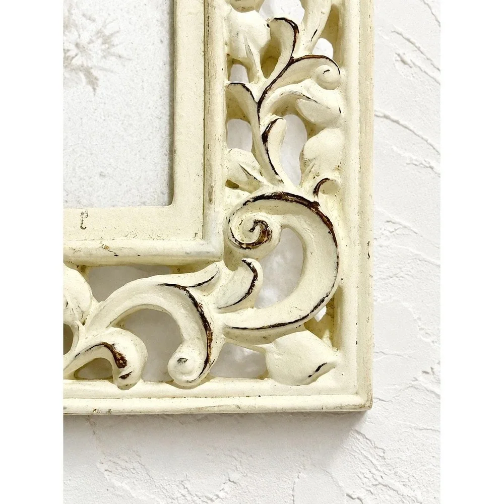 Vintage Victorian Resin Picture Frame Ornate Distressed Cream Floral Photo 4x6